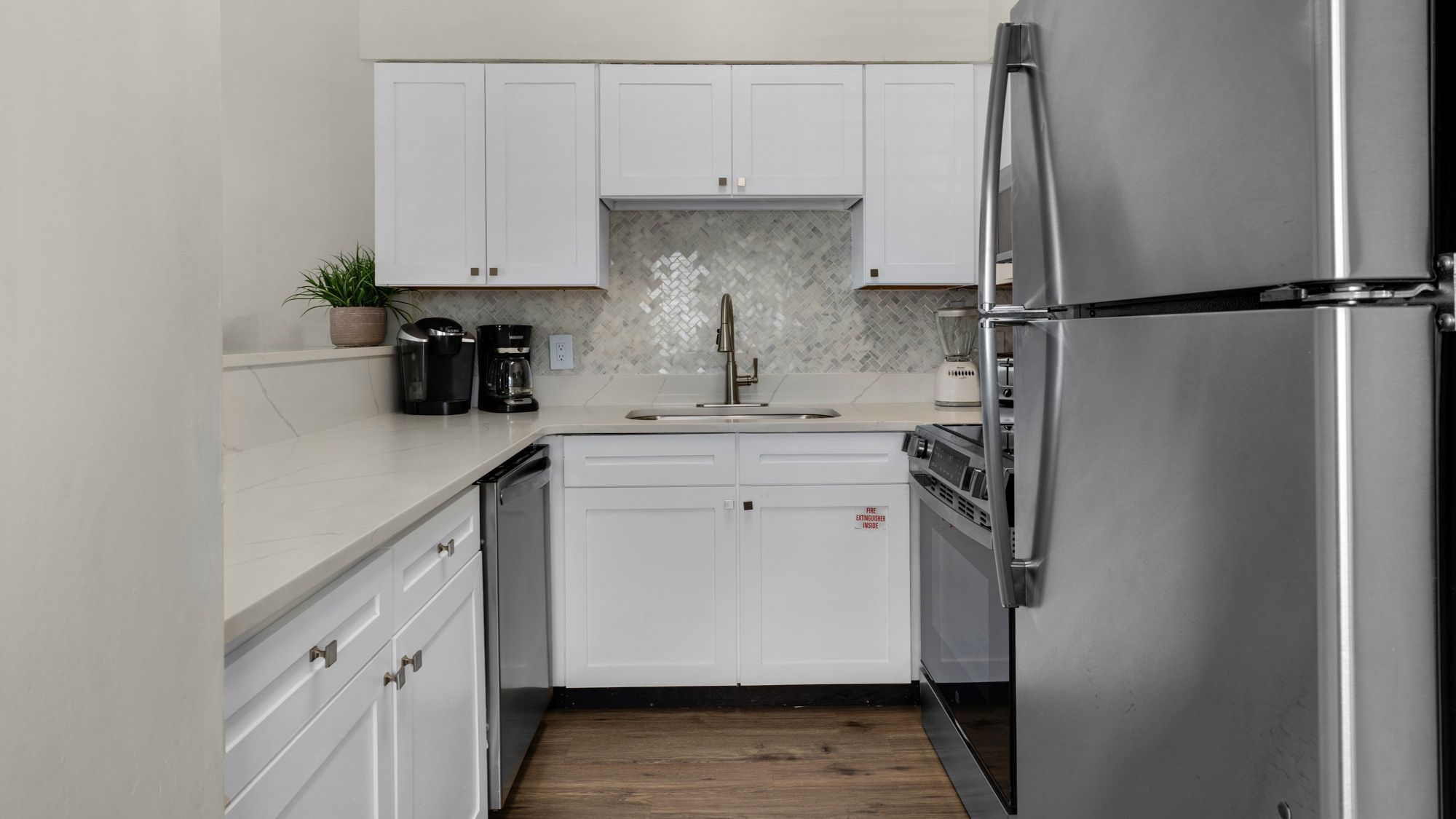 Palms B4 Kitchen Area