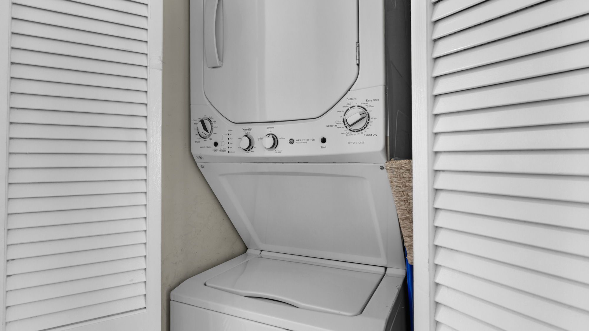 Palms B4 Washer & Dryer