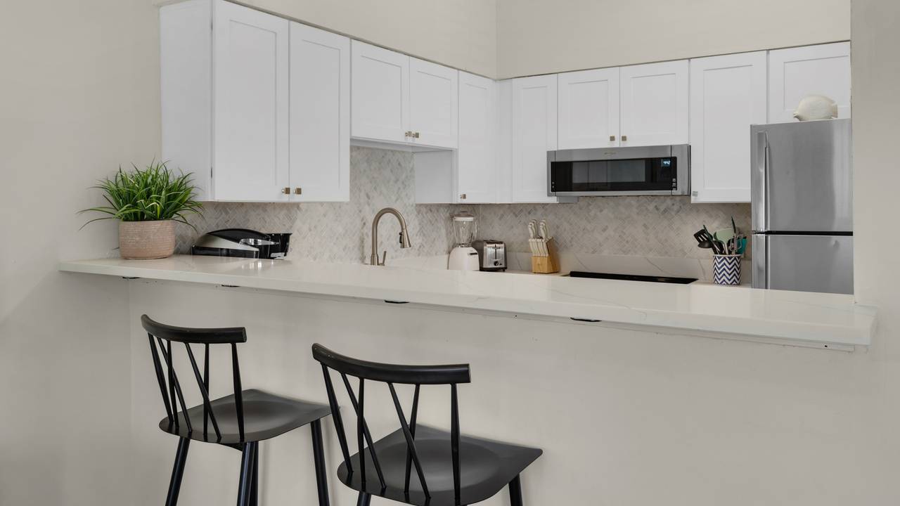 Palms B4 Kitchen Area Palms B4 Kitchen Area