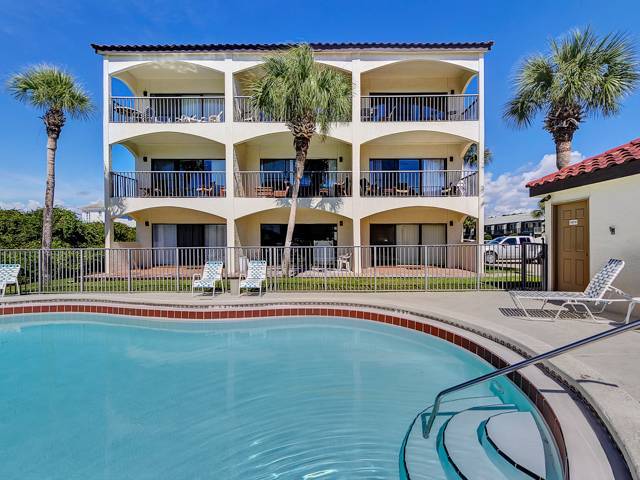 Palms at Seagrove Pool Area