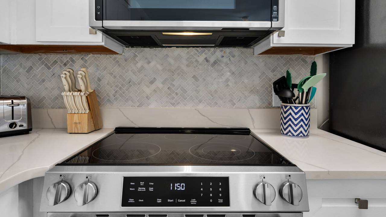 Palms B4 Kitchen Area Palms B4 Kitchen Area