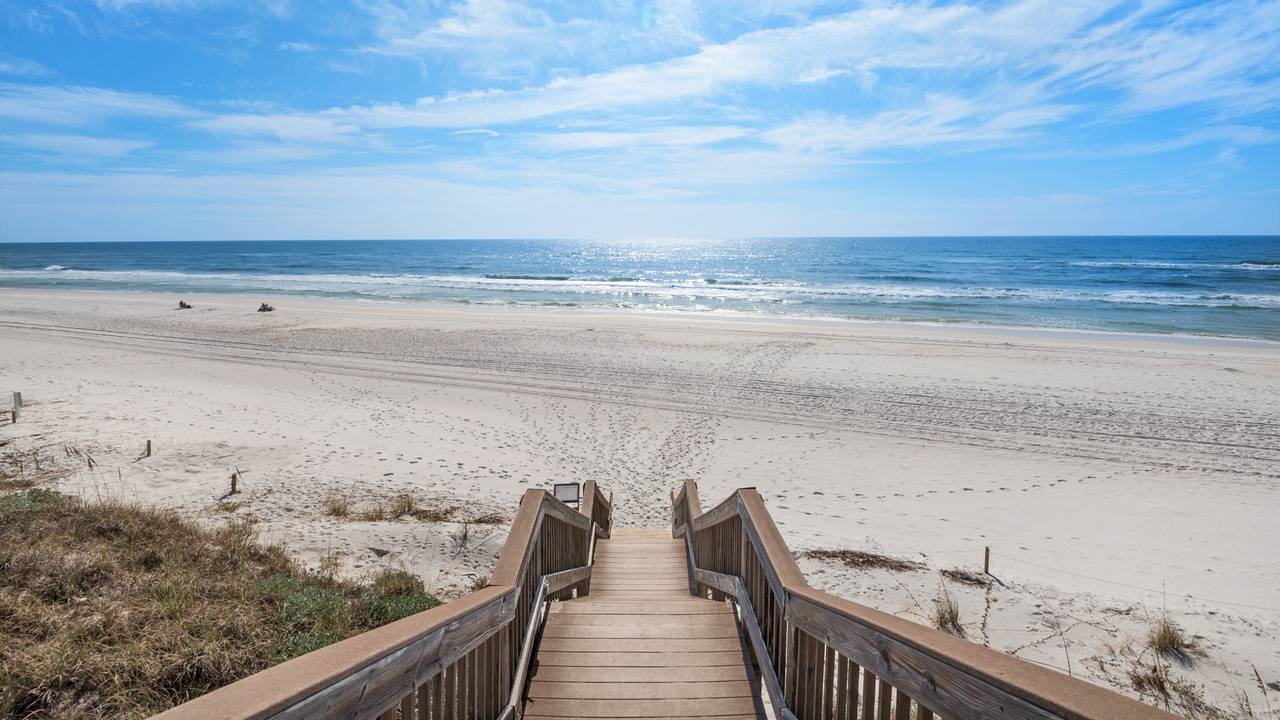 Palms C5 Beach Access Palms C5 Beach Access