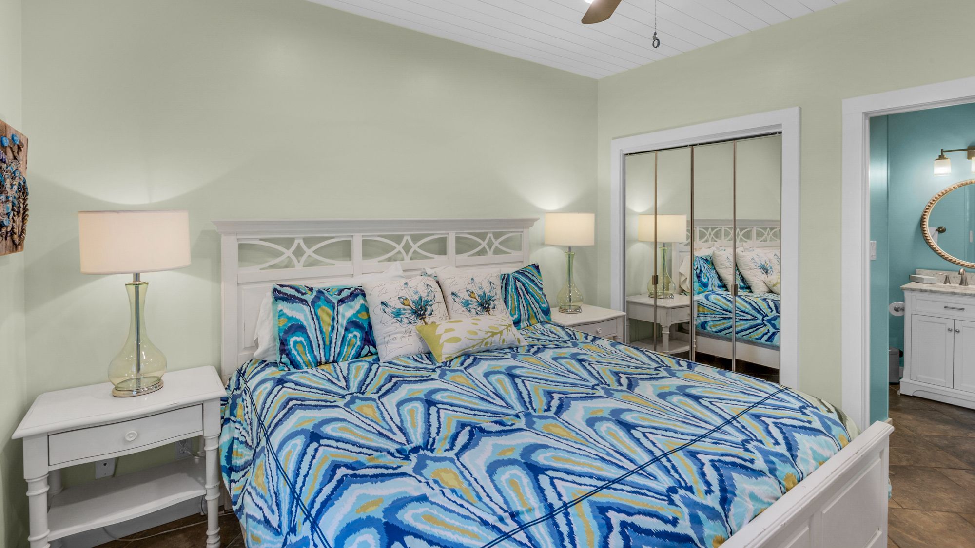 Palms C5 King Master Bedroom