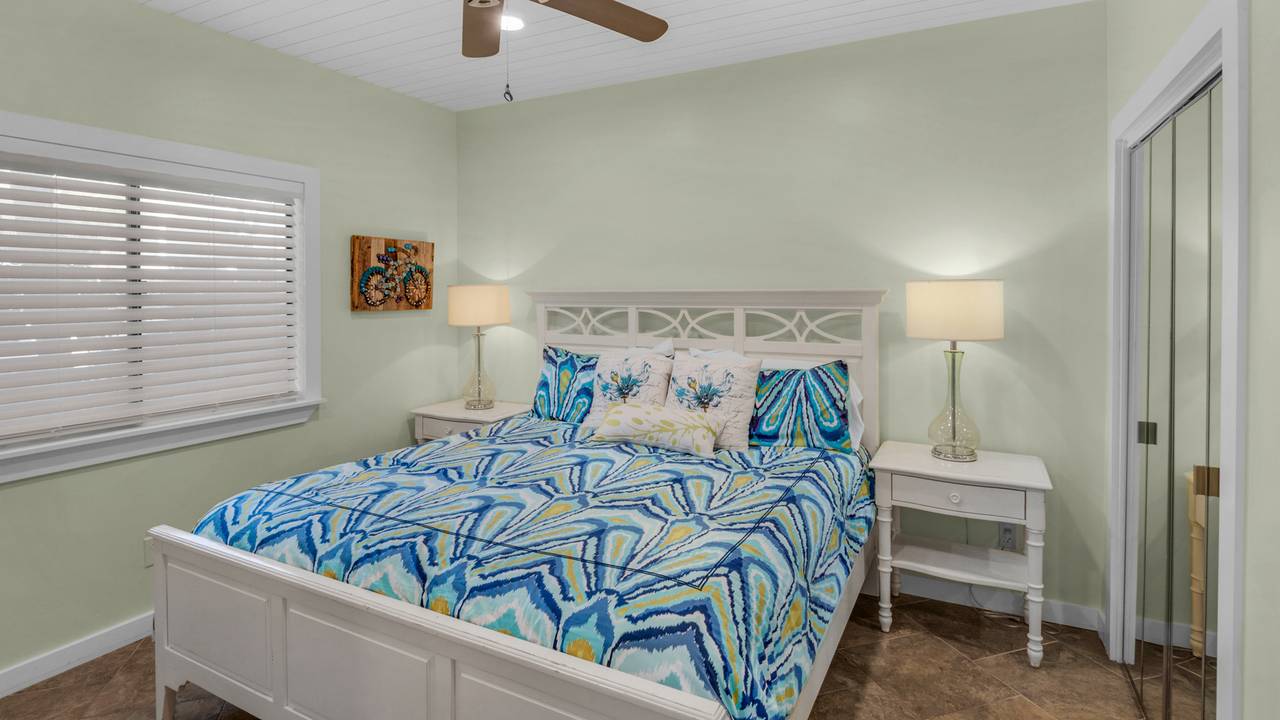 Palms C5 King Master Bedroom Palms C5 King Master Bedroom