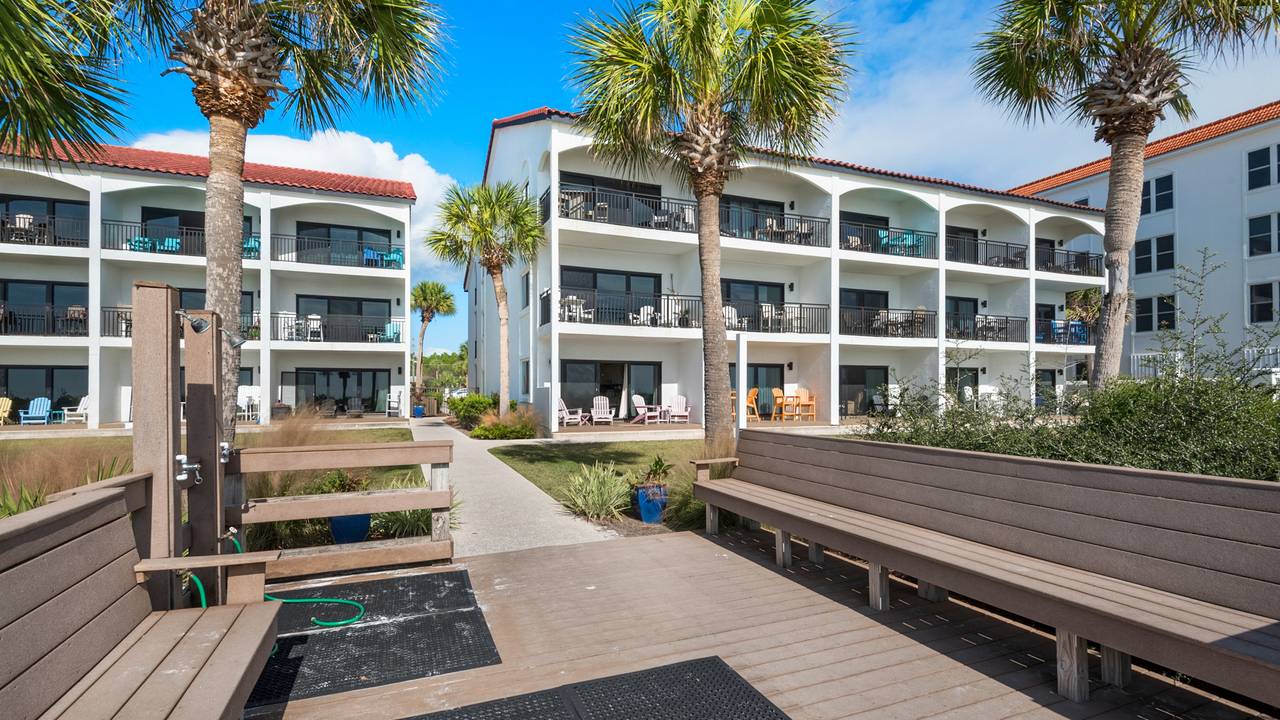 Palms C5 Beach Access Palms C5 Beach Access