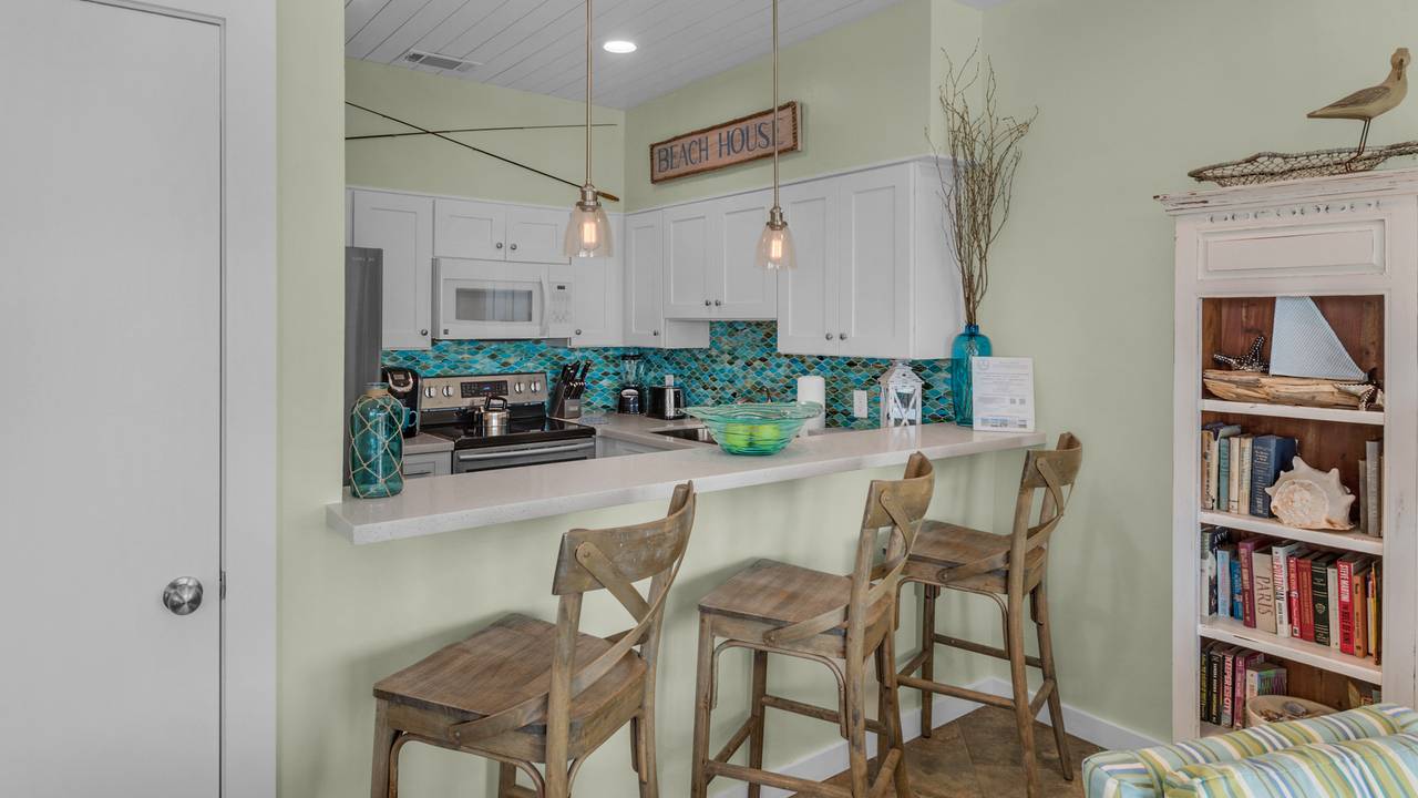 Palms C5 Kitchen Bar Palms C5 Kitchen Bar