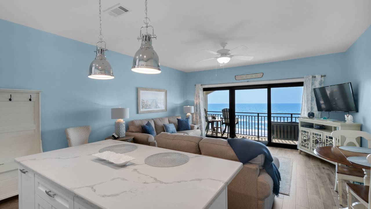 Palms C14 Kitchen and Main Living Area Palms C14 Kitchen and Main Living Area