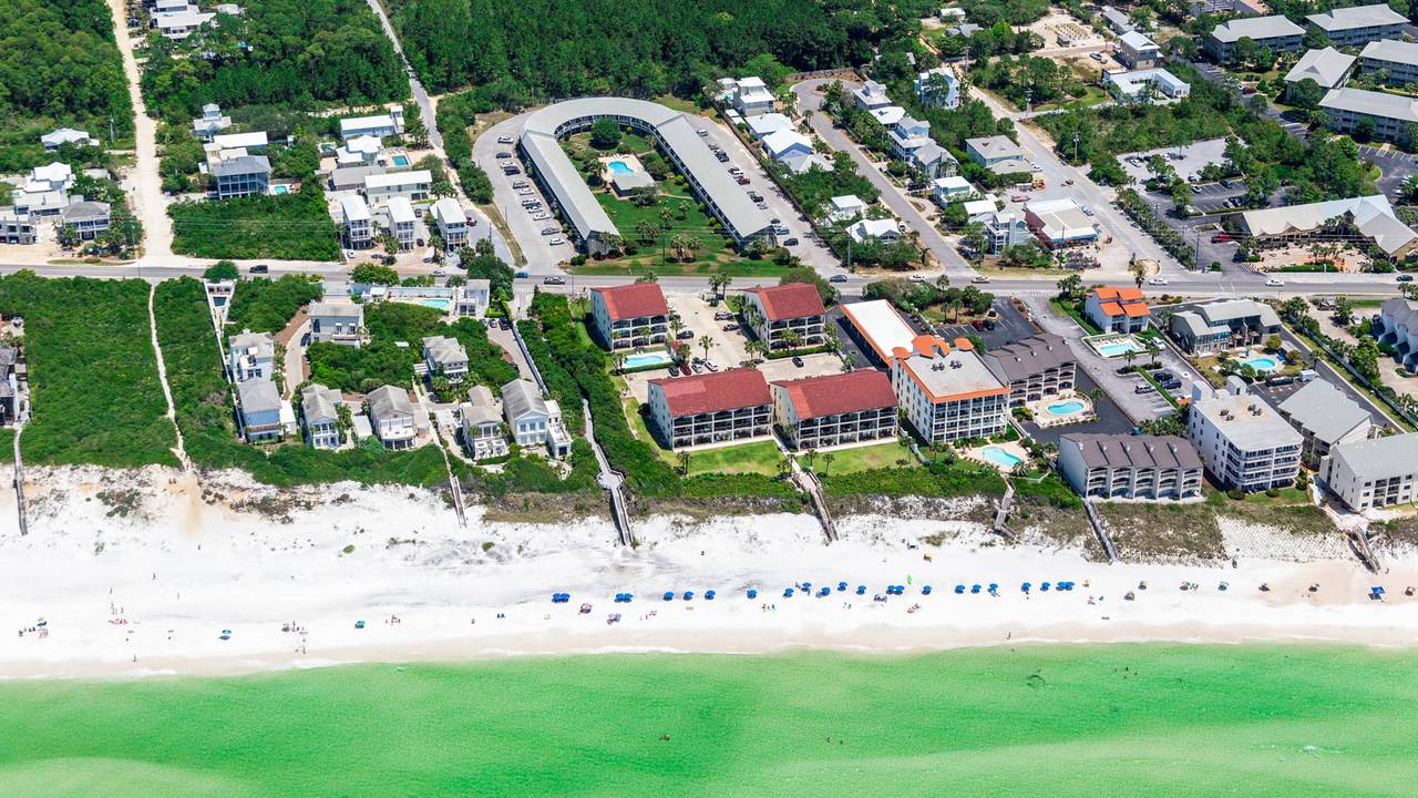 Palms at Seagrove Grounds & Amenities Palms at Seagrove Grounds & Amenities