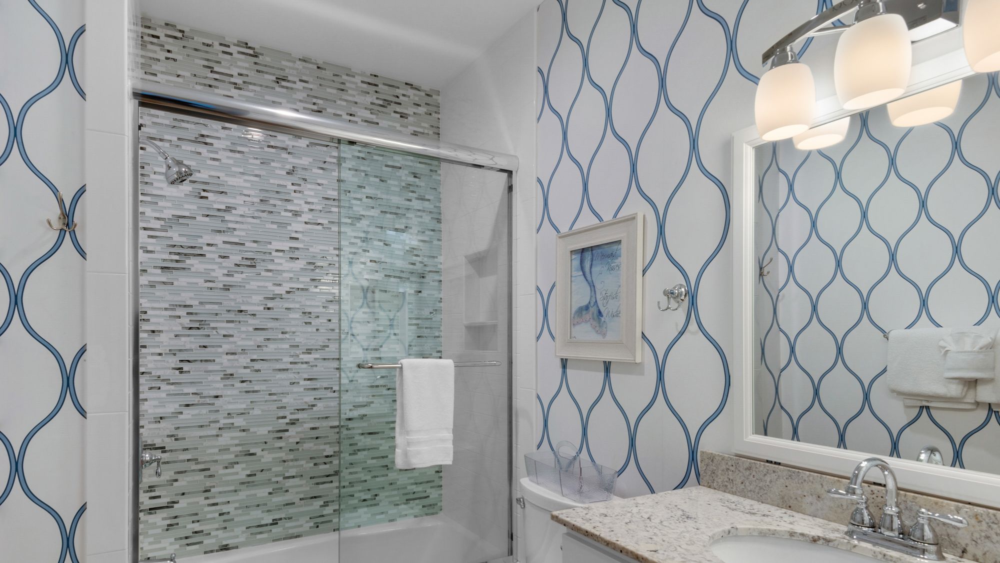 Palms C14 Guest Bathroom