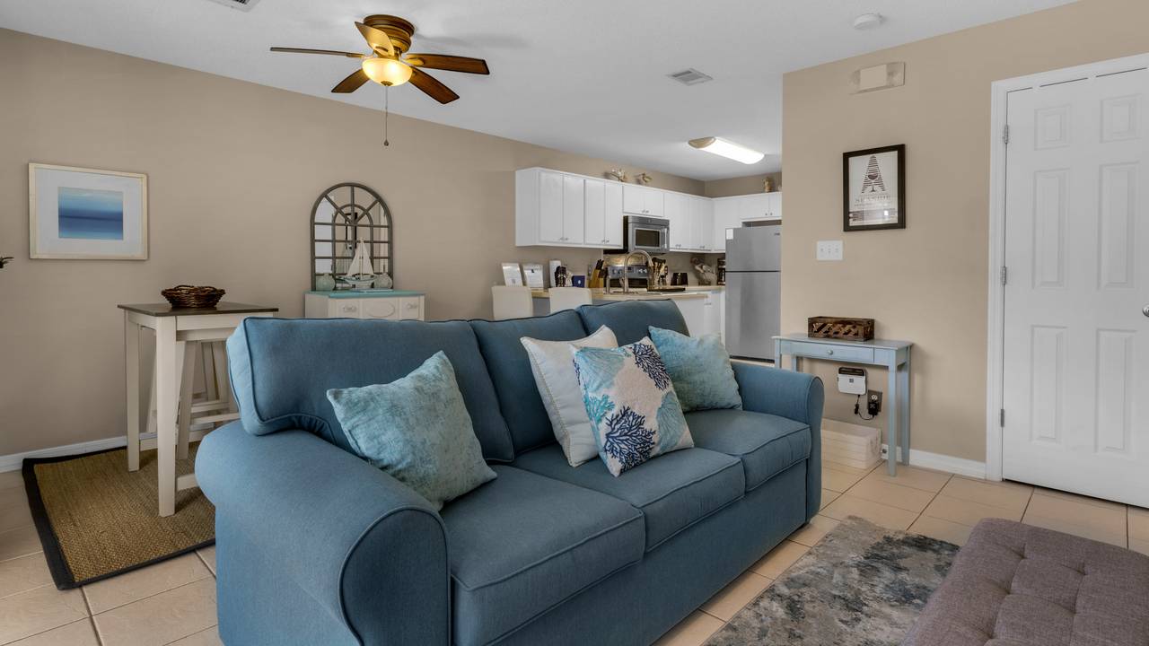 Rollin Tide C2 Living Area Rollin Tide C2 Living Area