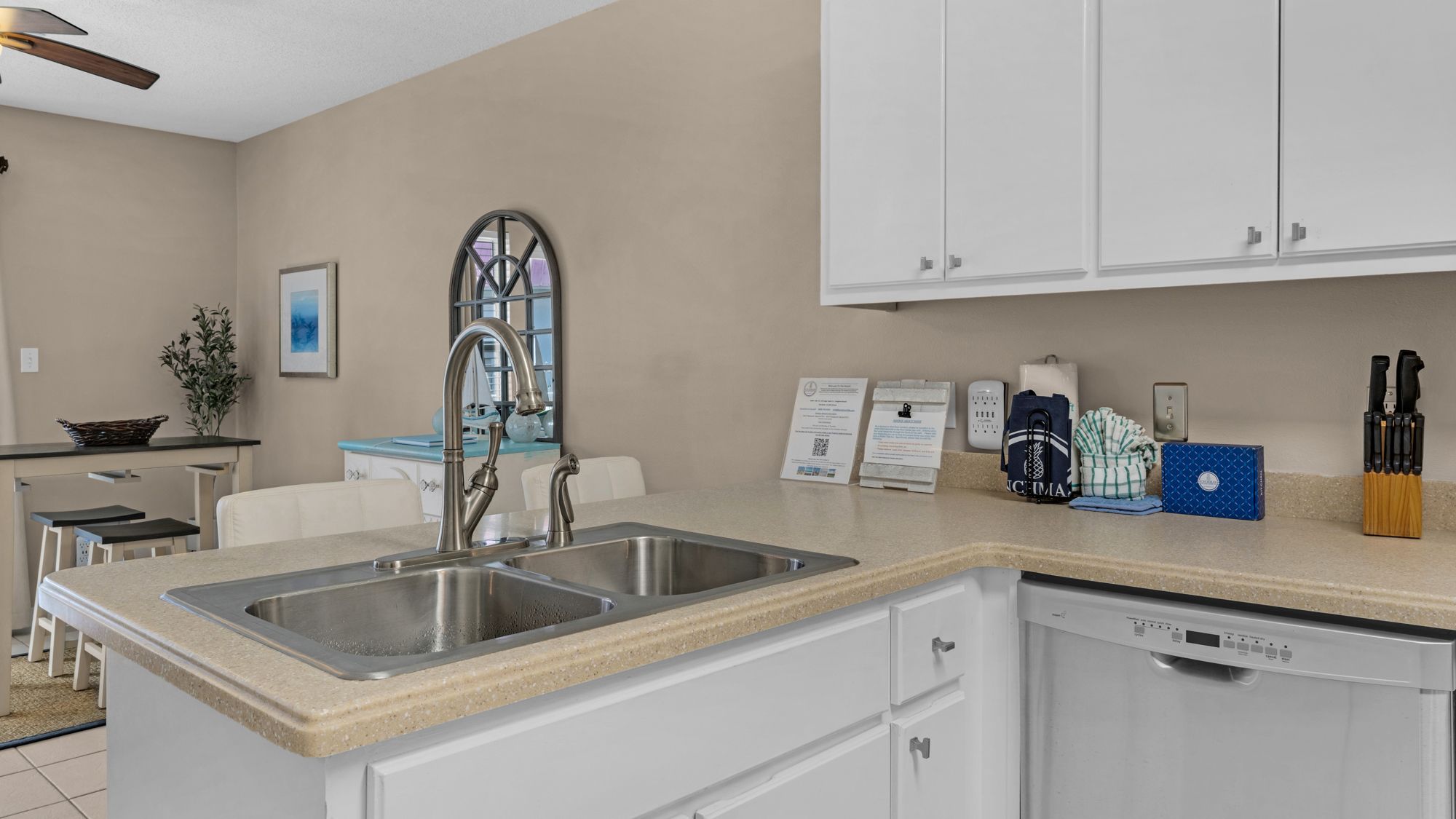 Rollin Tide C2 Kitchen