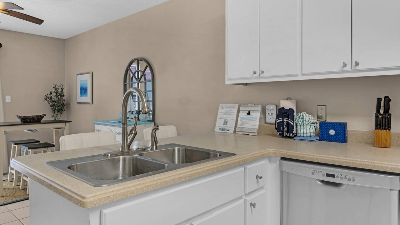 Rollin Tide C2 Kitchen Rollin Tide C2 Kitchen