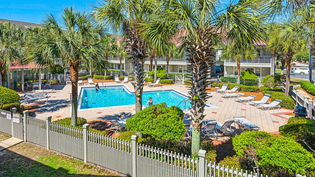 Rollin Tide C8 Balcony View Rollin Tide C8 Balcony View