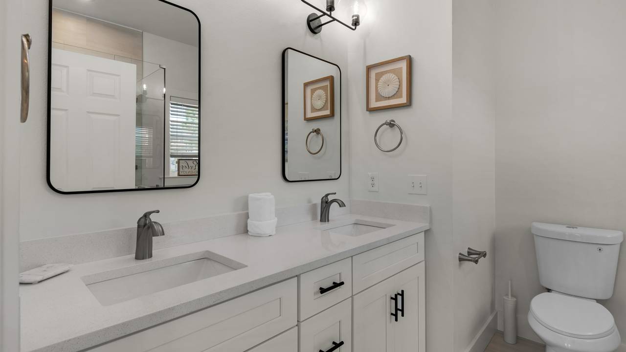 Sublime - 2nd Floor Bathroom Sublime - 2nd Floor Bathroom