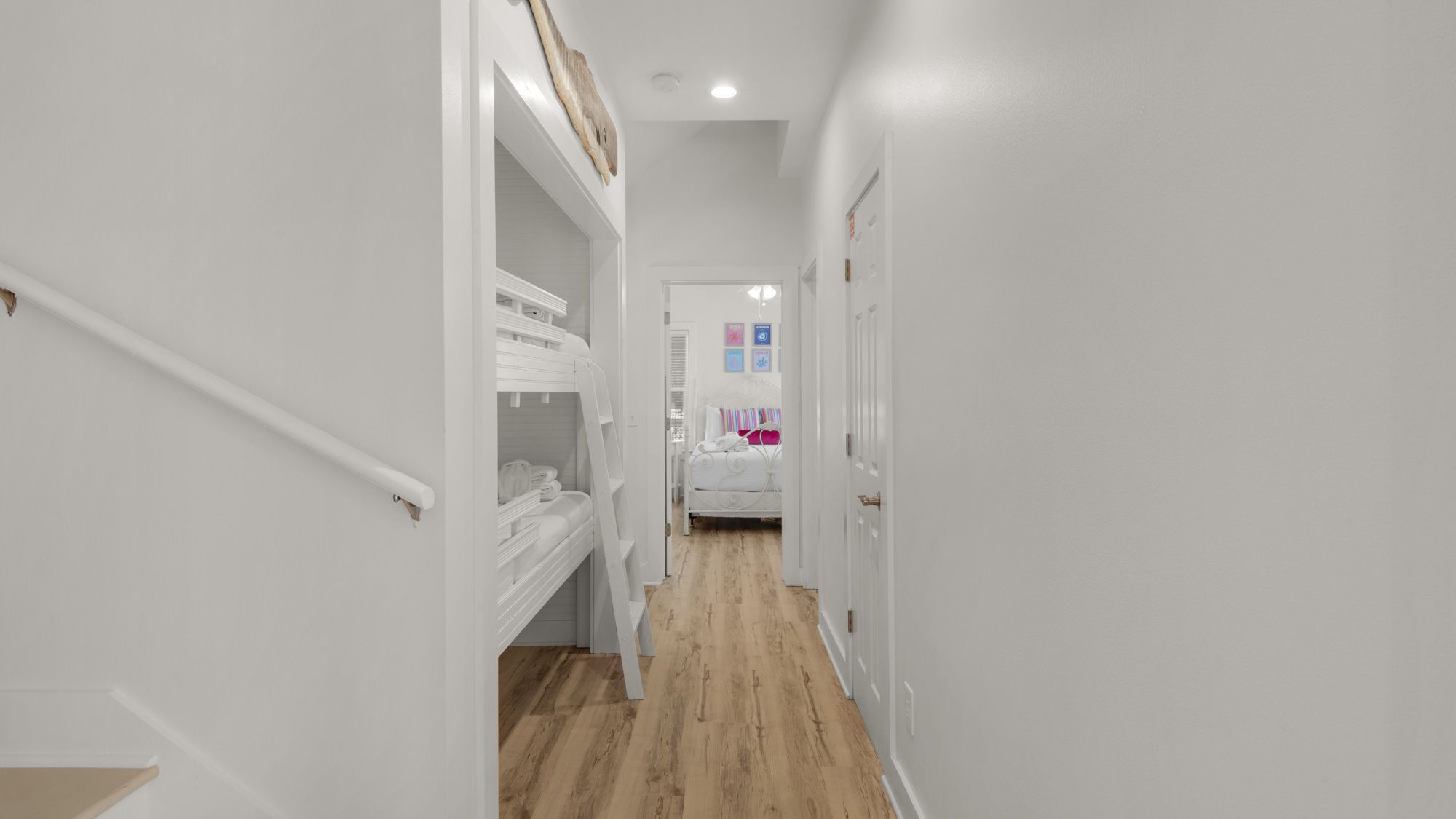 Sublime - 2nd Floor Hallway Bunk 