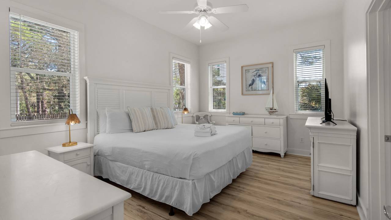 Sublime - 2nd Floor Bedroom Sublime - 2nd Floor Bedroom