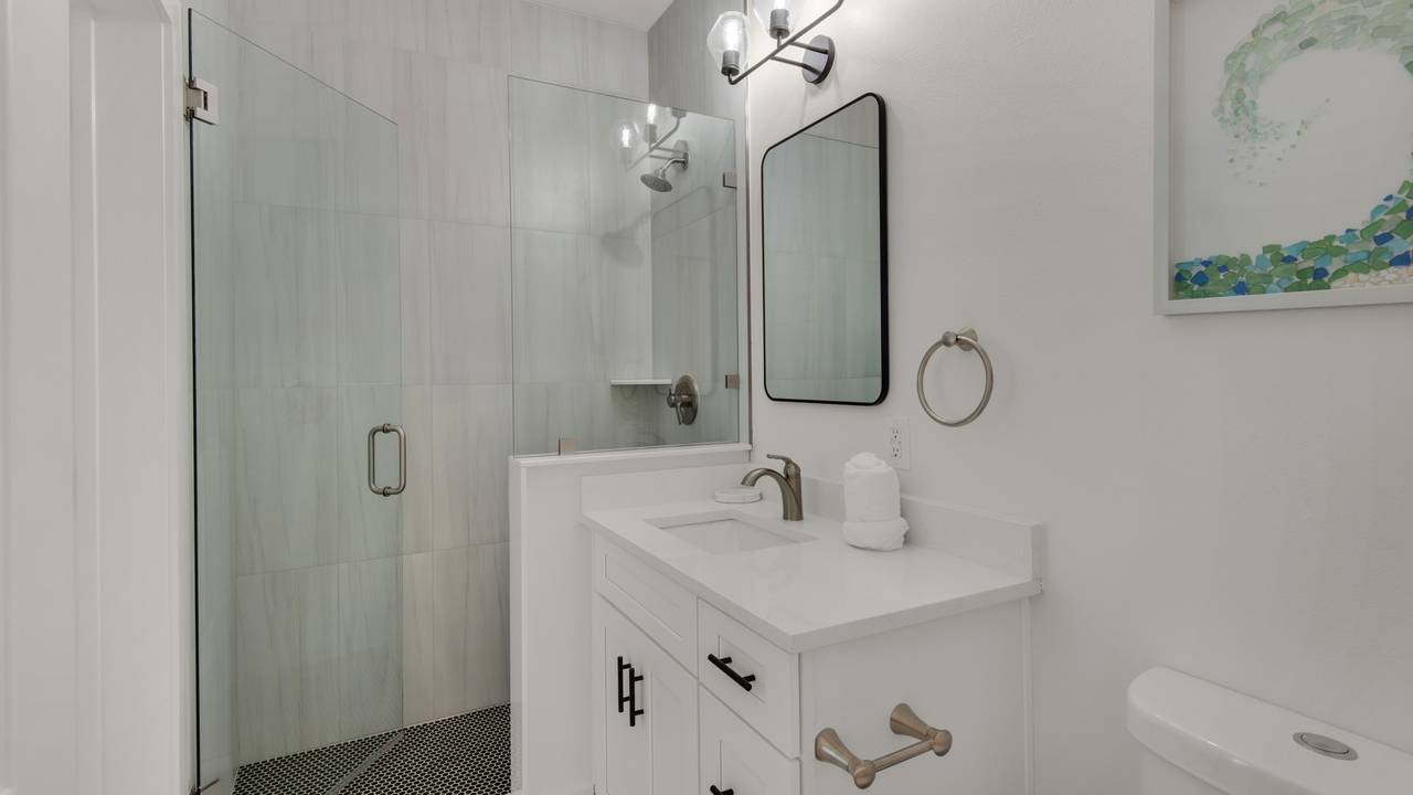 Sublime - 2nd Floor Bathroom Sublime - 2nd Floor Bathroom