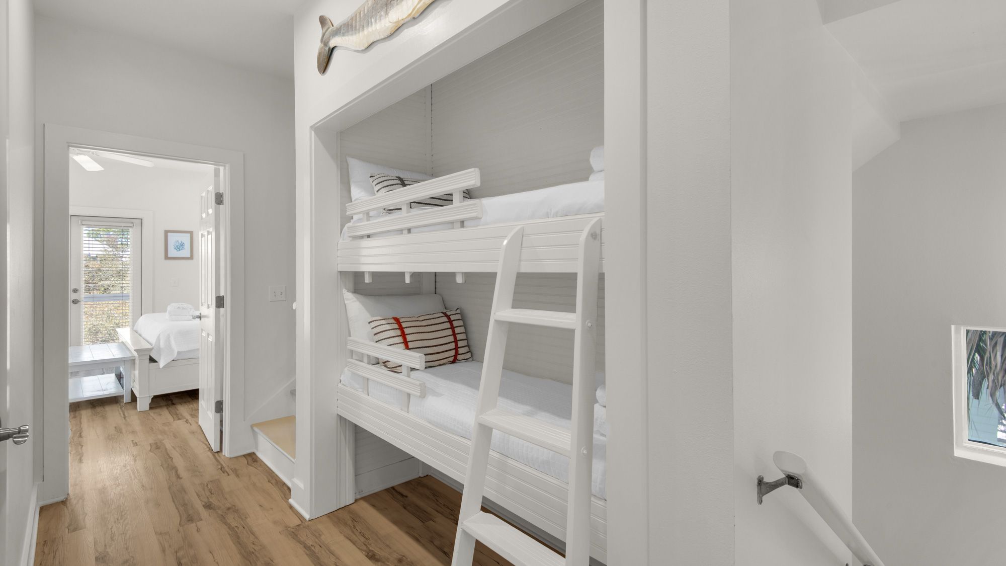 Sublime - 2nd Floor Bunk room