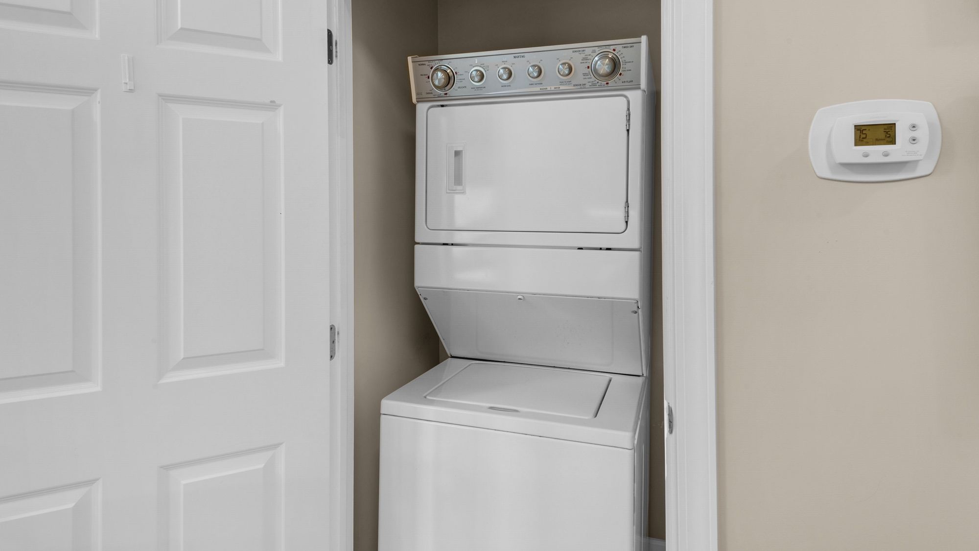 Seagrove Highlands 2310 Laundry