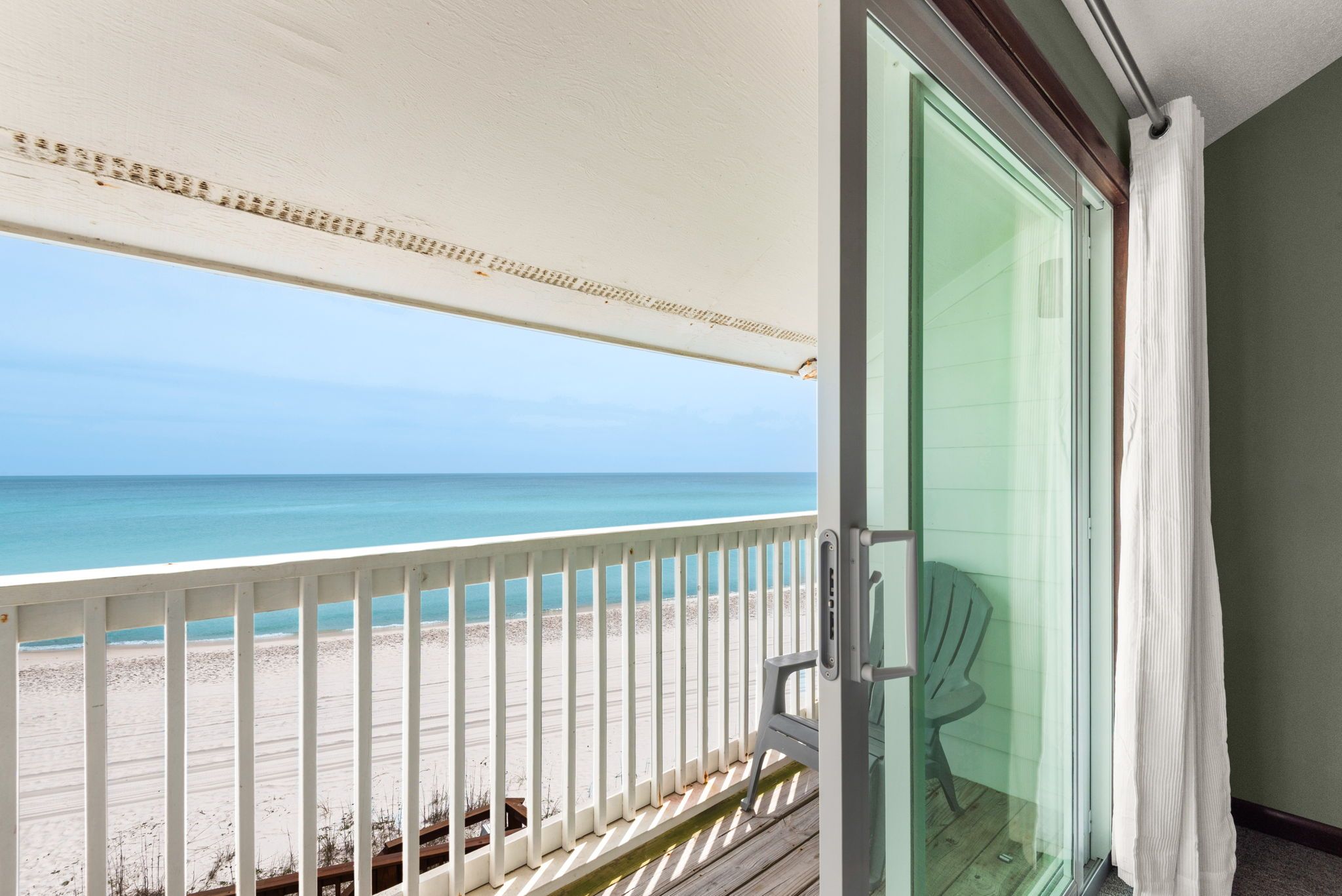 Sun n Surf - 2nd Floor balcony