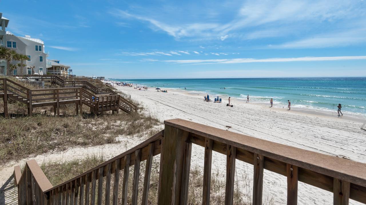 Sun n Surf Gulf Front Deck Sun n Surf Gulf Front Deck