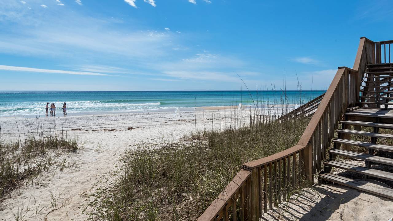 Sun n Surf Gulf Front Deck Sun n Surf Gulf Front Deck