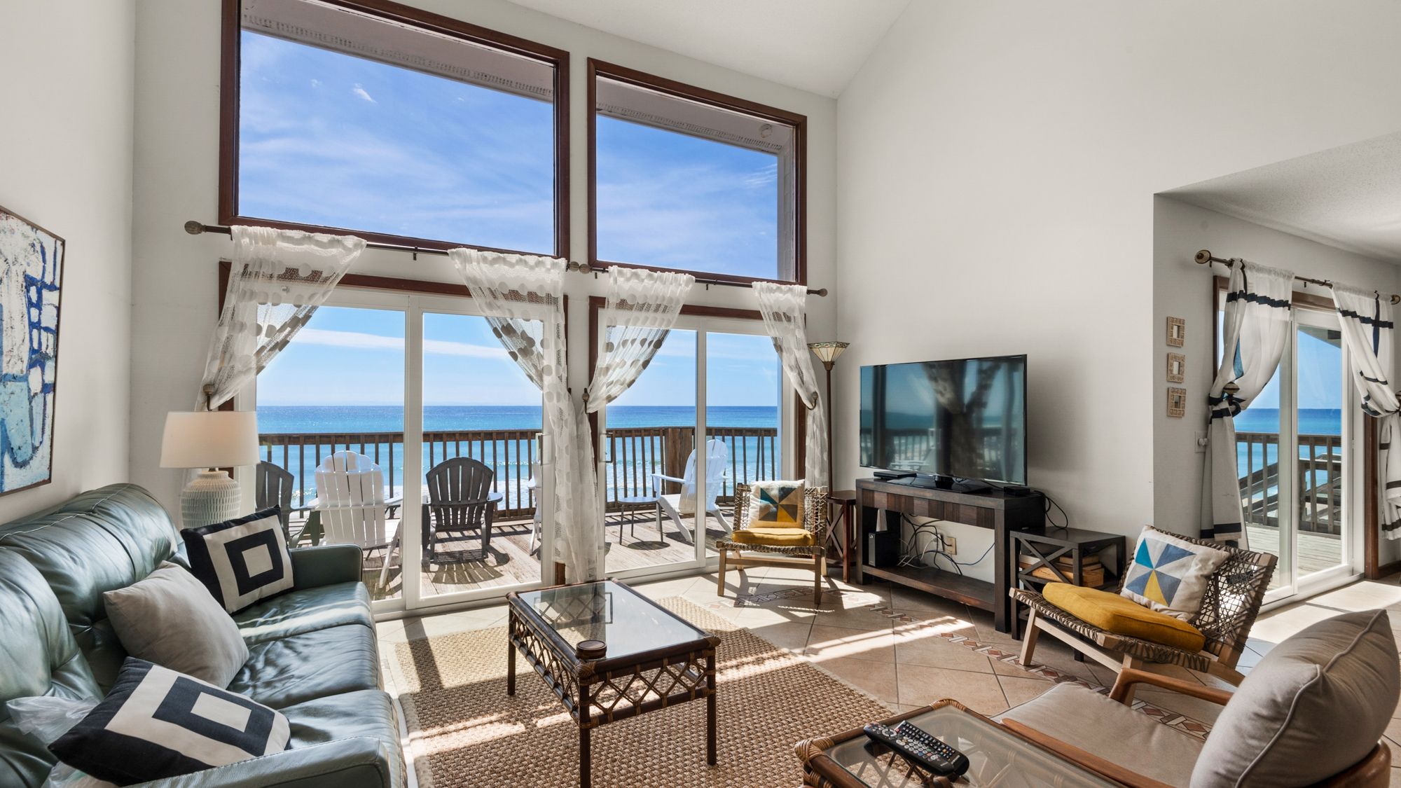 Sun n Surf Living Area