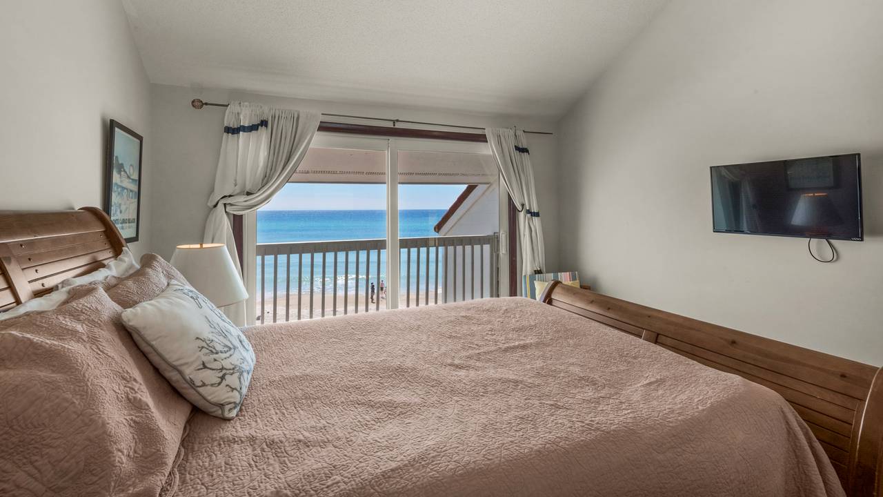 Sun n Surf 2nd Floor Full Bedroom Sun n Surf 2nd Floor Full Bedroom