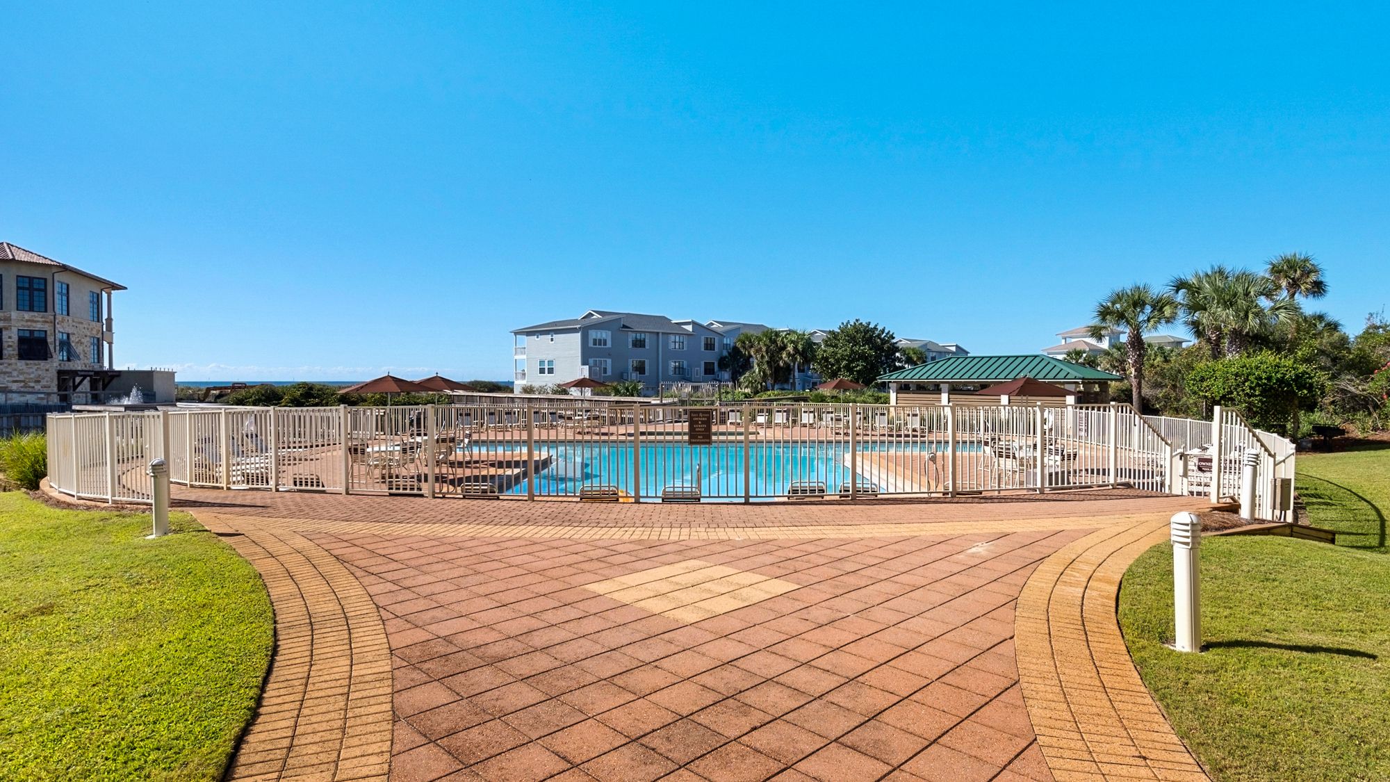 San Remo Grounds and Amenities