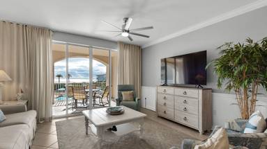 San Remo 208 Living Area with Pool and Gulf Views San Remo 208 Living Area with Pool and Gulf Views