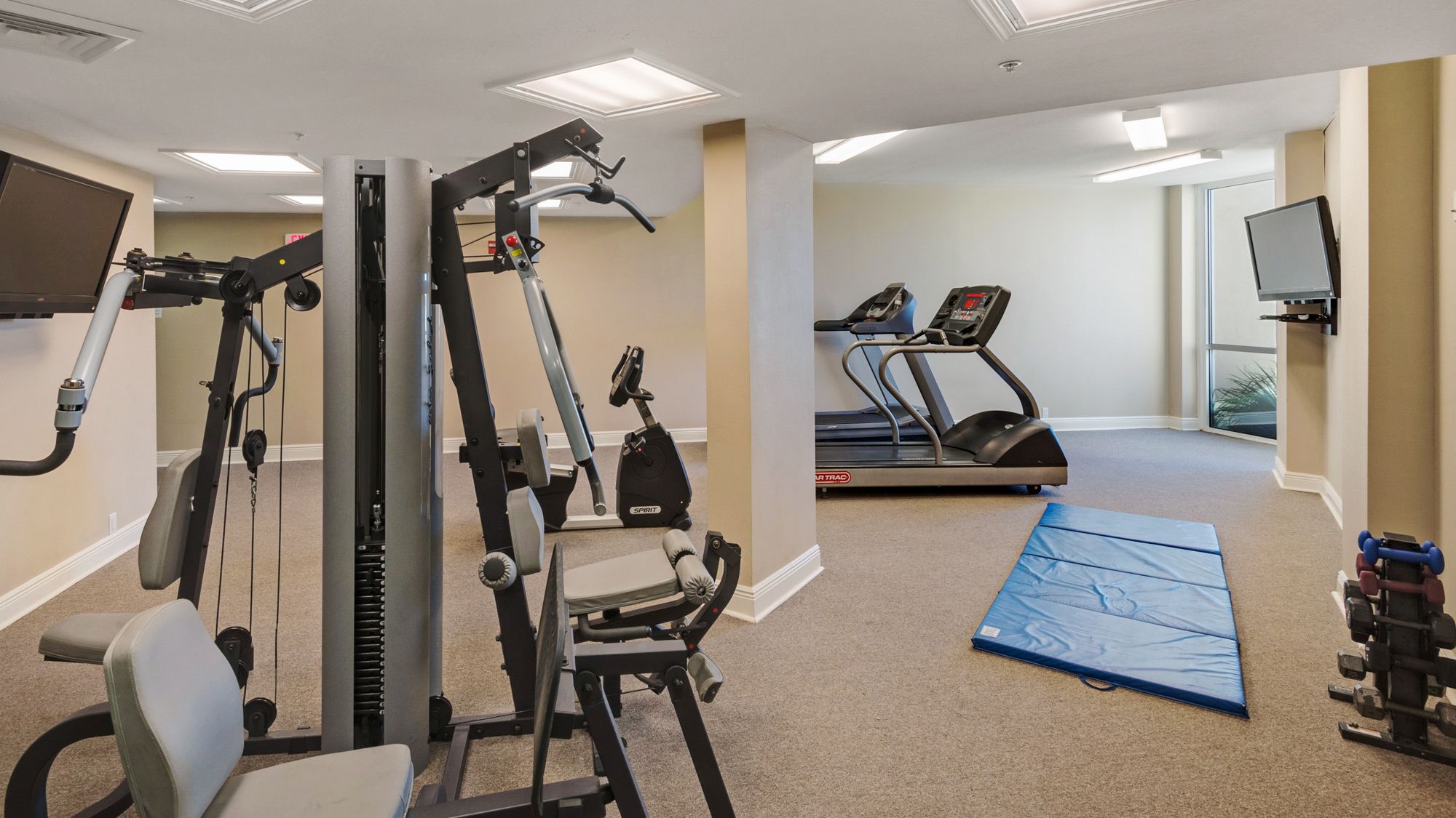 San Remo Grounds and Amenities