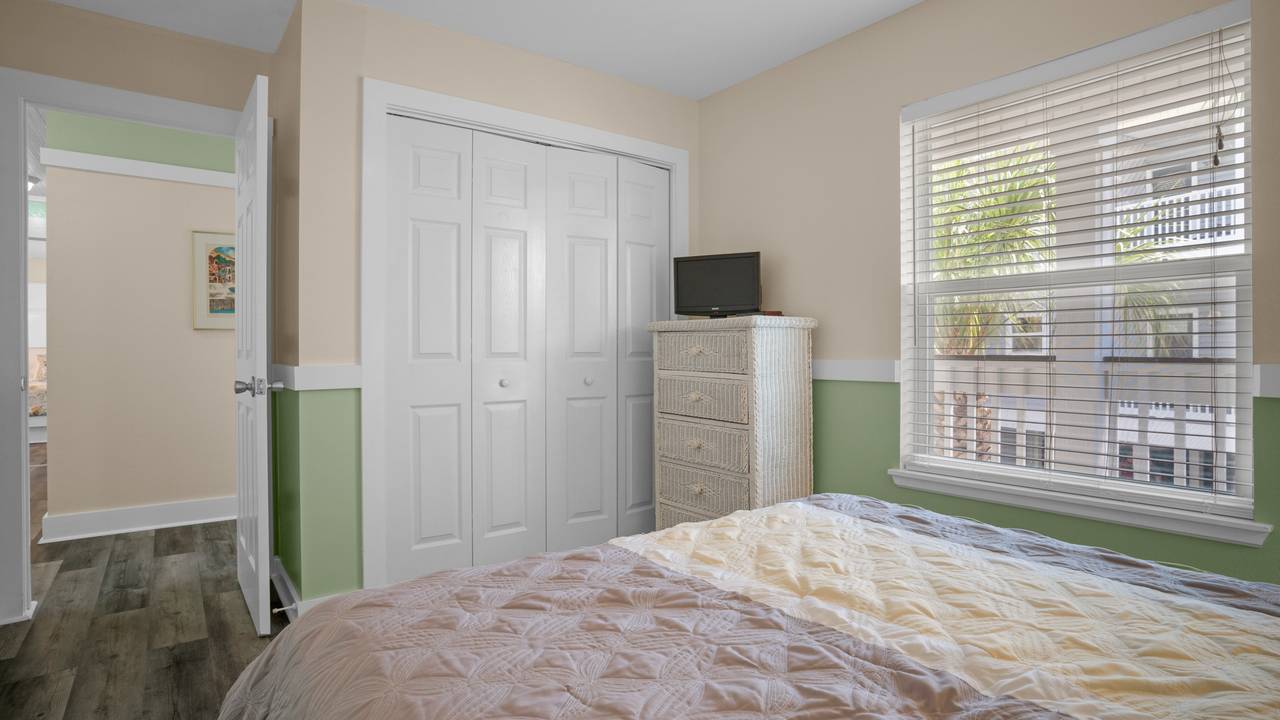 Sea Turtle Pass 2nd Floor Queen Bedroom Sea Turtle Pass 2nd Floor Queen Bedroom