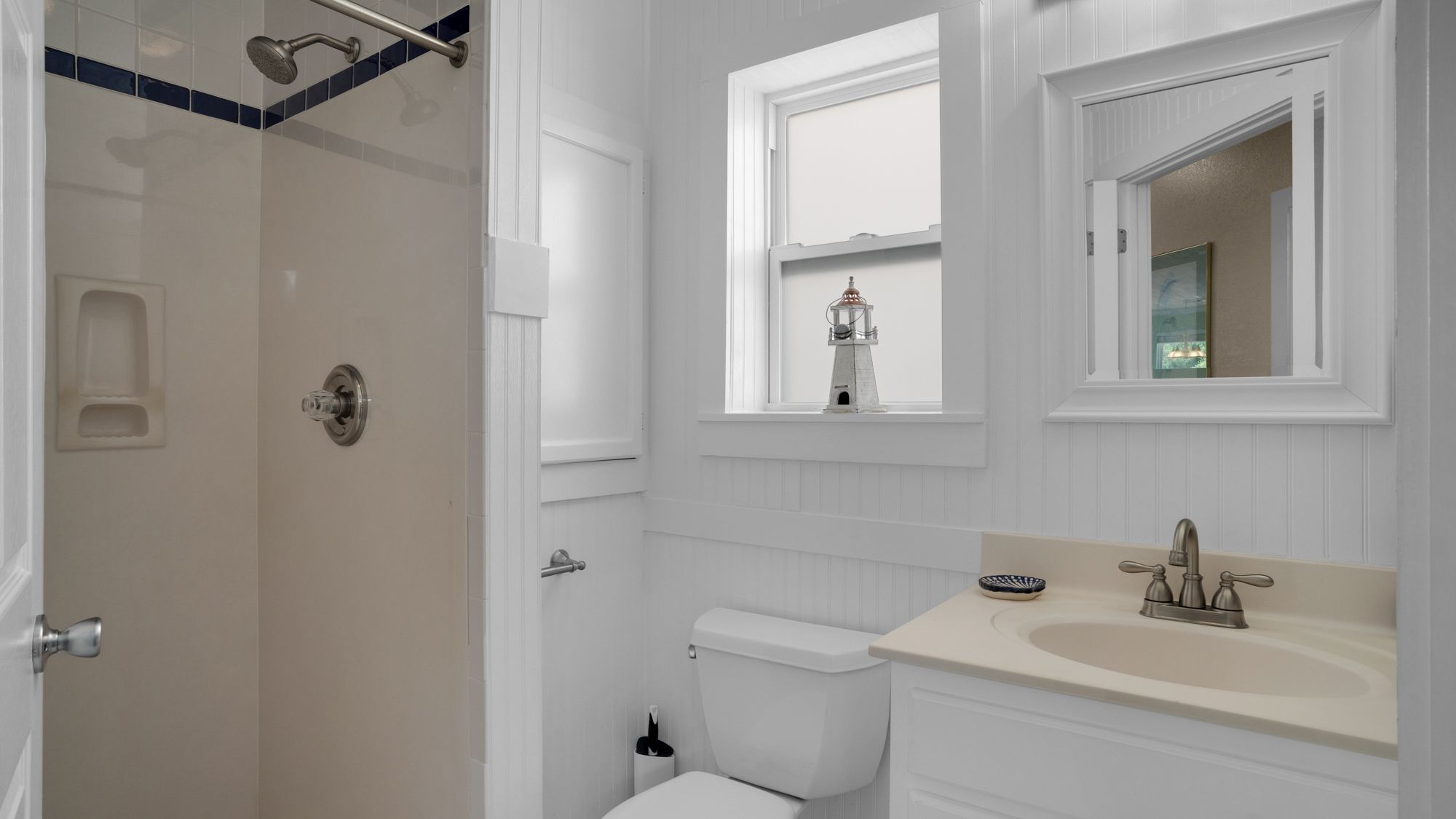 Sea Turtle Pass 1st Floor Guest Bathroom