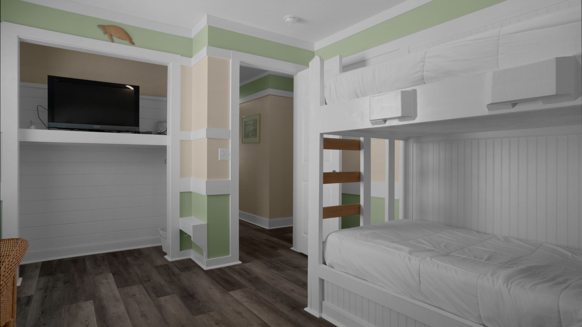 Sea Turtle Pass 2nd Floor Bunkroom with 2 sets of Twin-Over-Twin