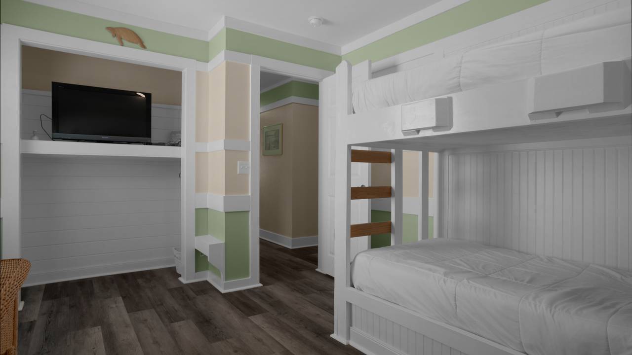 Sea Turtle Pass 2nd Floor Bunkroom with 2 sets of Twin-Over-Twin Sea Turtle Pass 2nd Floor Bunkroom with 2 sets of Twin-Over-Twin