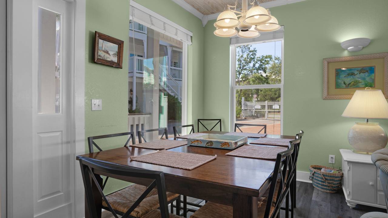 Sea Turtle Pass Dining Area Sea Turtle Pass Dining Area