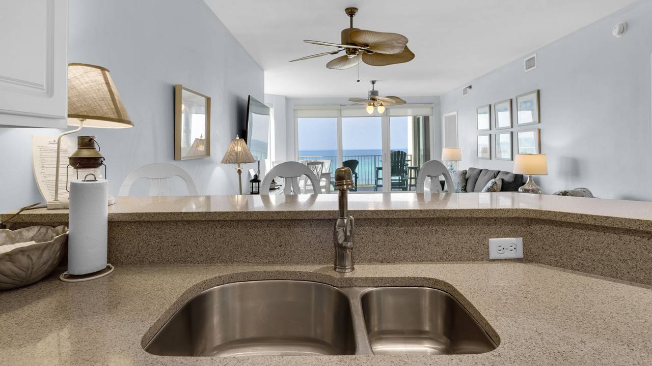 Tranquility 220 - Kitchen area Tranquility 220 - Kitchen area