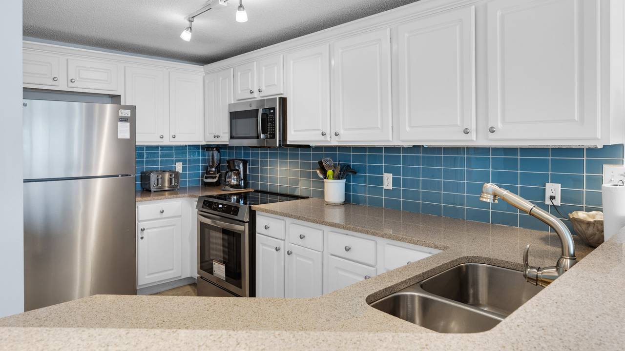 Tranquility 220 - Kitchen area Tranquility 220 - Kitchen area