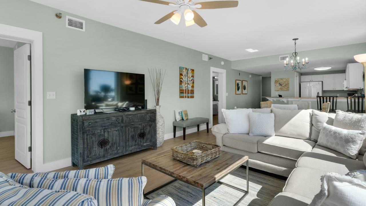 Tranquility 310 - Living area Tranquility 310 - Living area