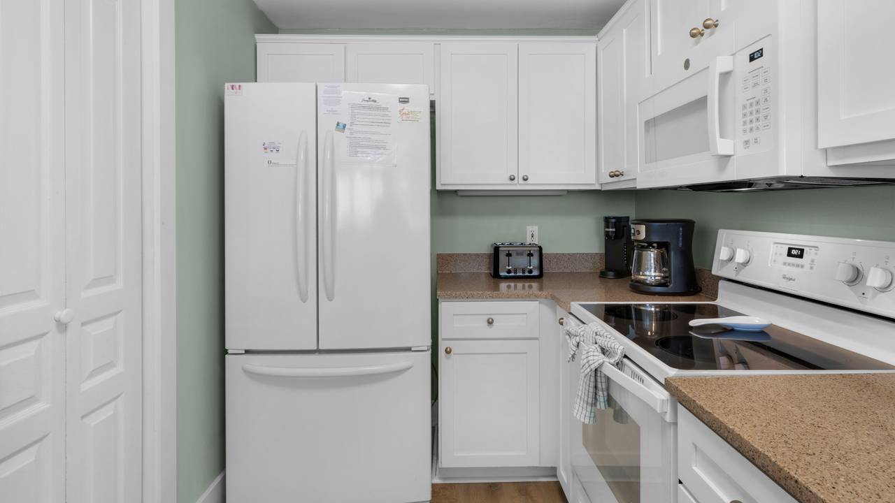 Tranquility 310 - Kitchen area Tranquility 310 - Kitchen area