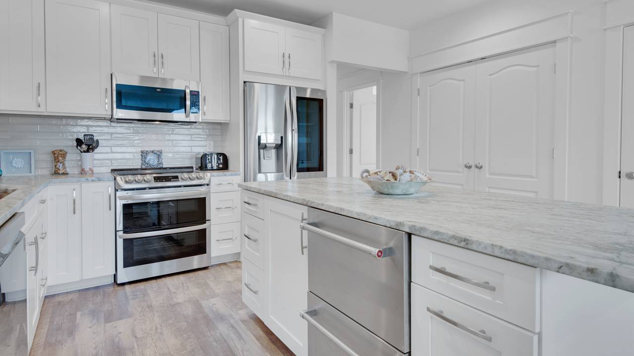 Villas at Sunset Beach B201 Kitchen Villas at Sunset Beach B201 Kitchen