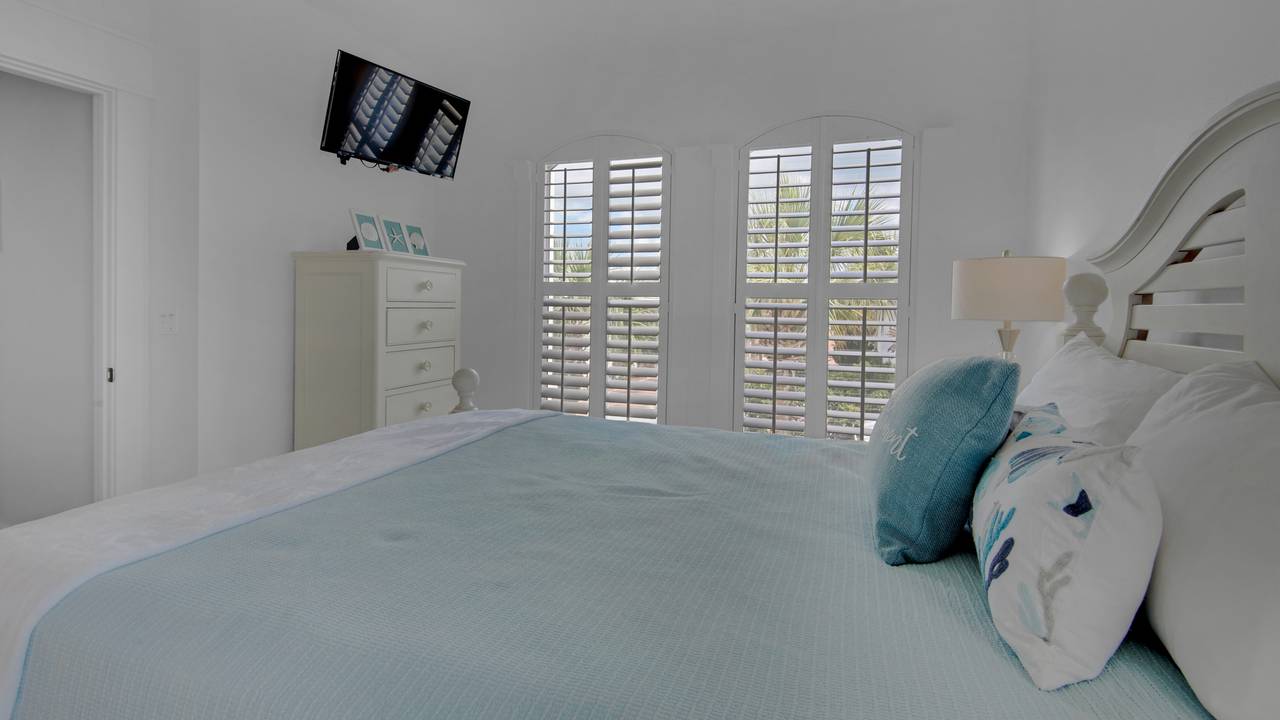 Villas at Sunset Beach B201 Guest Bedroom with Queen Bed Villas at Sunset Beach B201 Guest Bedroom with Queen Bed