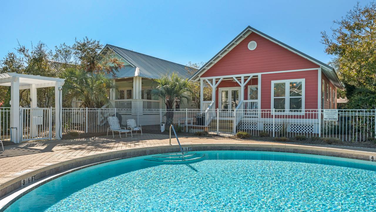 Community Pool Community Pool