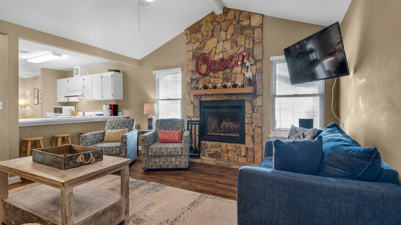 Reel Relaxing Living Area Reel Relaxing Living Area