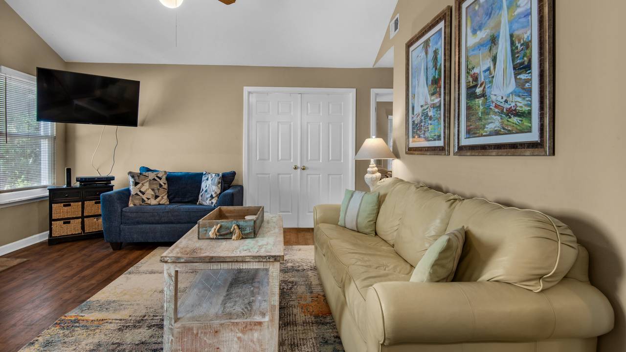 Reel Relaxing Living Area Reel Relaxing Living Area