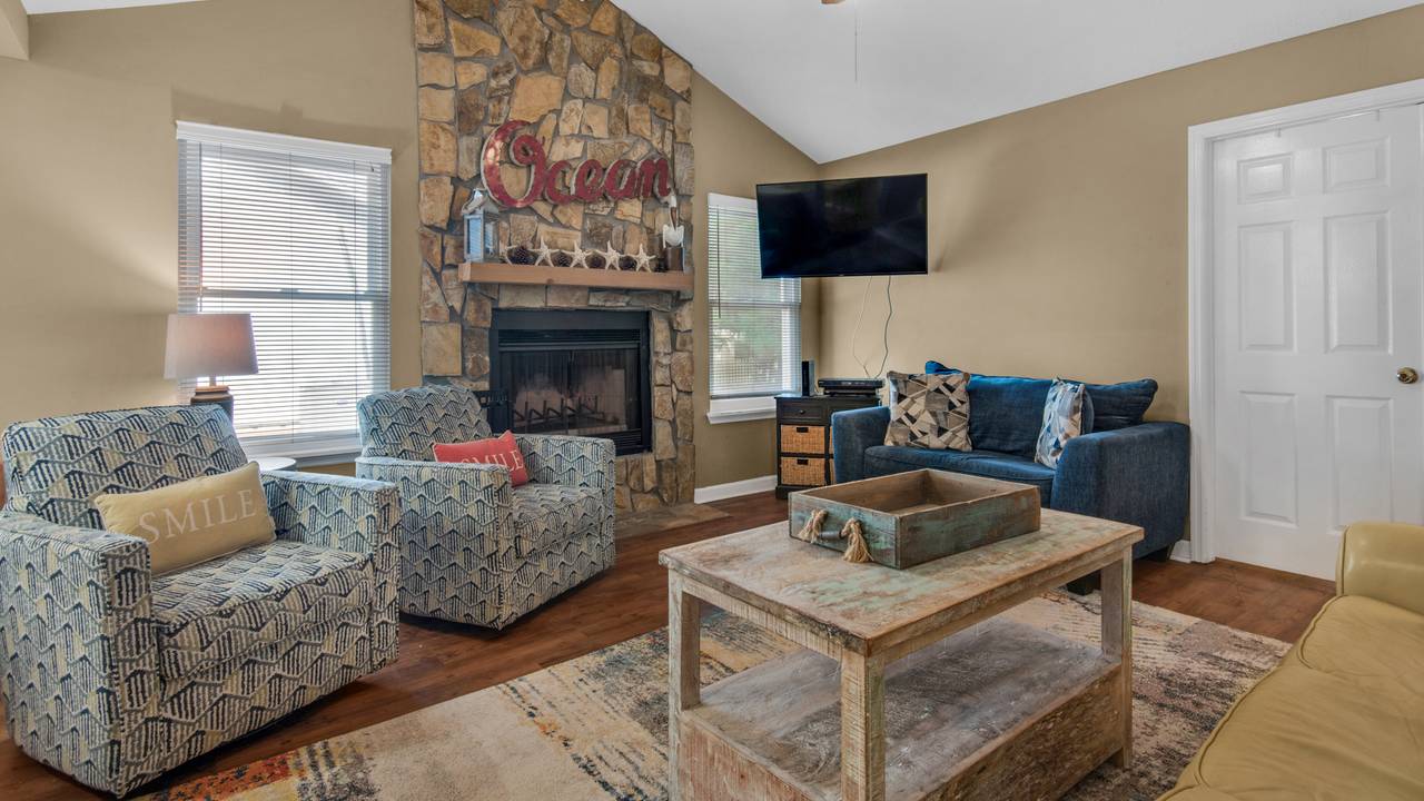 Reel Relaxing Living Area Reel Relaxing Living Area