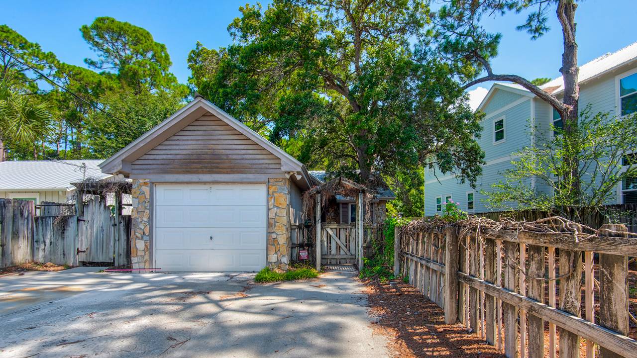 Reel Relaxing Exterior Reel Relaxing Exterior