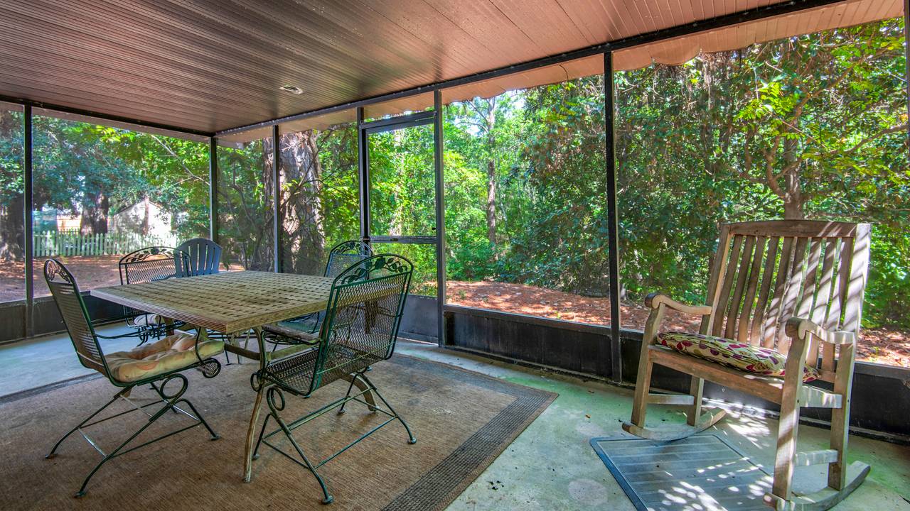 Reel Relaxing Covered Patio Reel Relaxing Covered Patio