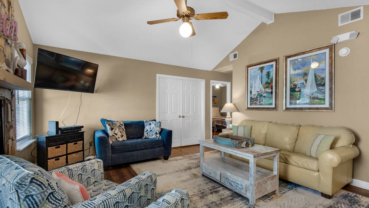 Reel Relaxing Living Area Reel Relaxing Living Area