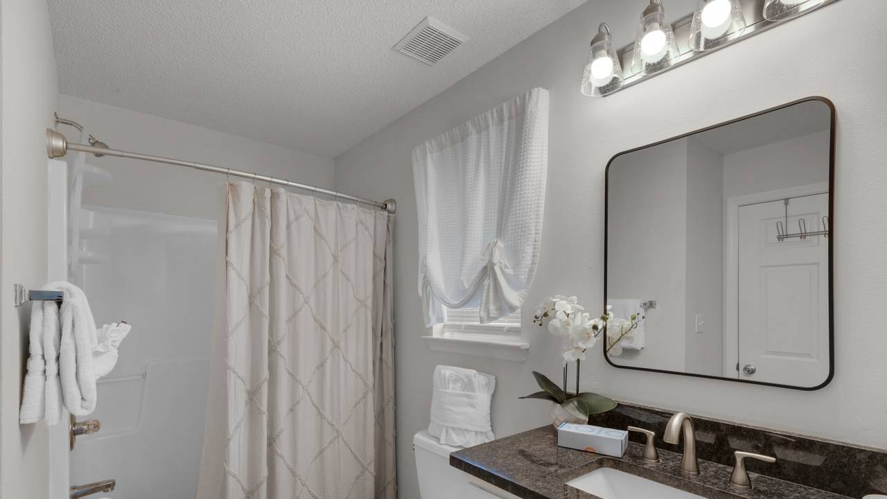 Rollin Tide C4 Bathroom Rollin Tide C4 Bathroom